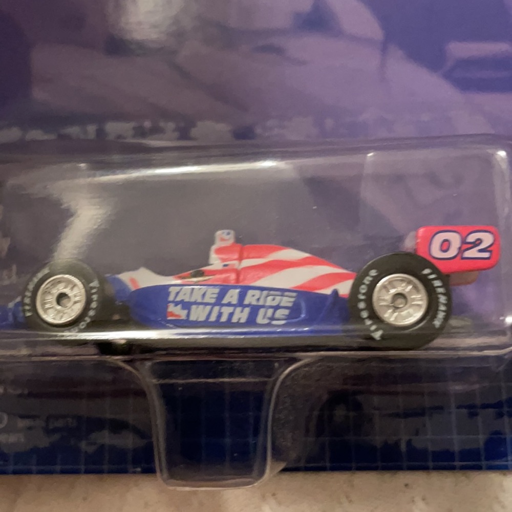 NIB Johnny Lightning 2002 Indy Racing Car 🏎 - Picture 2 of 6